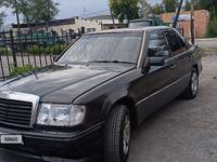 Mercedes-Benz E 200 1993 годаүшін1 300 000 тг. в Караганда