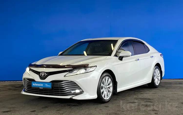 Toyota Camry 2020 года за 13 550 000 тг. в Шымкент