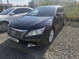 Toyota Camry 2012 года за 8 000 000 тг. в Атырау – фото 3