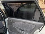 Toyota Avensis 2000 года за 3 500 000 тг. в Ушарал – фото 2