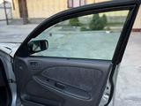 Toyota Avensis 2000 года за 3 500 000 тг. в Ушарал – фото 3
