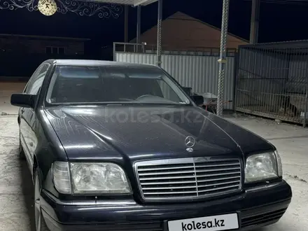 Mercedes-Benz S 320 1995 года за 3 100 000 тг. в Атырау