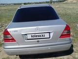 Mercedes-Benz C 220 1996 года за 1 800 000 тг. в Семей – фото 3