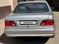 Mercedes-Benz E 320 1997 года за 2 500 000 тг. в Алматы – фото 4