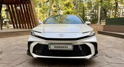 Toyota Camry 2024 года за 17 500 000 тг. в Алматы – фото 2