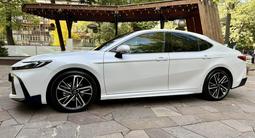 Toyota Camry 2024 года за 17 500 000 тг. в Алматы – фото 3