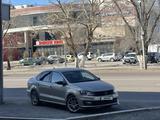 Volkswagen Polo 2017 годаүшін5 500 000 тг. в Караганда – фото 2
