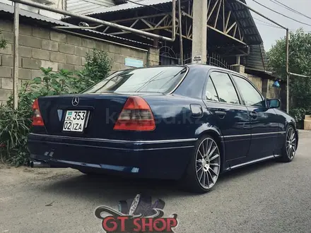 Бампер передний Mercedes w202 202 c36 amg за 35 000 тг. в Алматы – фото 5