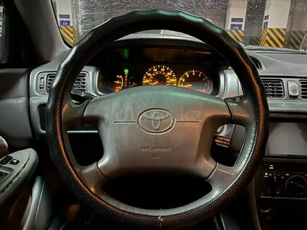 Toyota Camry 2000 года за 2 900 000 тг. в Астана – фото 40