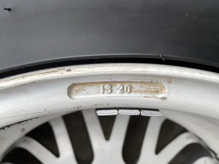 Комплект дисков с шинами на BMW за 330 000 тг. в Алматы – фото 6