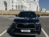 Toyota Highlander 2022 года за 27 500 000 тг. в Алматы