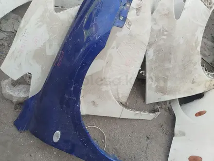 Крыло mazda3 за 550 тг. в Алматы