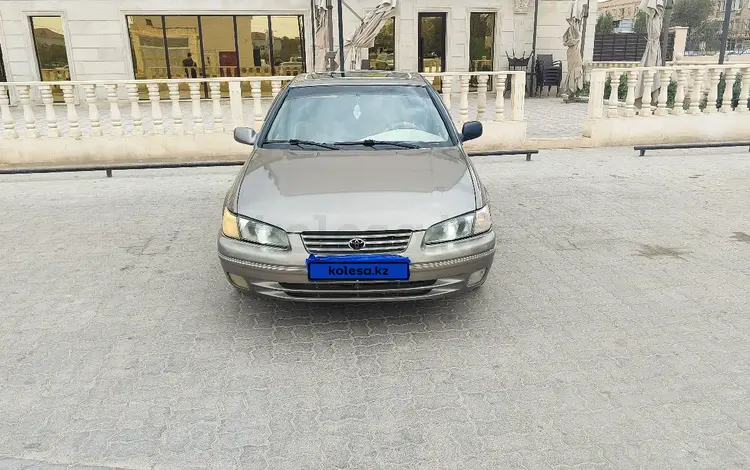 Toyota Camry 1998 года за 3 000 000 тг. в Жанаозен