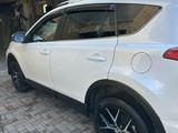 Toyota RAV4 2018 года за 12 000 000 тг. в Караганда – фото 3