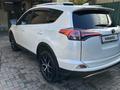 Toyota RAV4 2018 года за 12 000 000 тг. в Караганда – фото 2