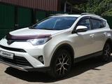 Toyota RAV4 2018 года за 12 000 000 тг. в Караганда