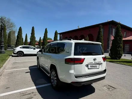 Toyota Land Cruiser 2022 года за 45 000 000 тг. в Алматы – фото 3