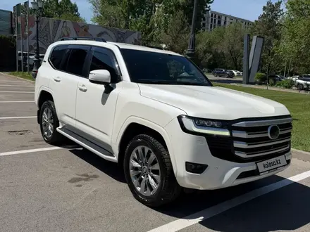 Toyota Land Cruiser 2022 года за 45 000 000 тг. в Алматы – фото 32