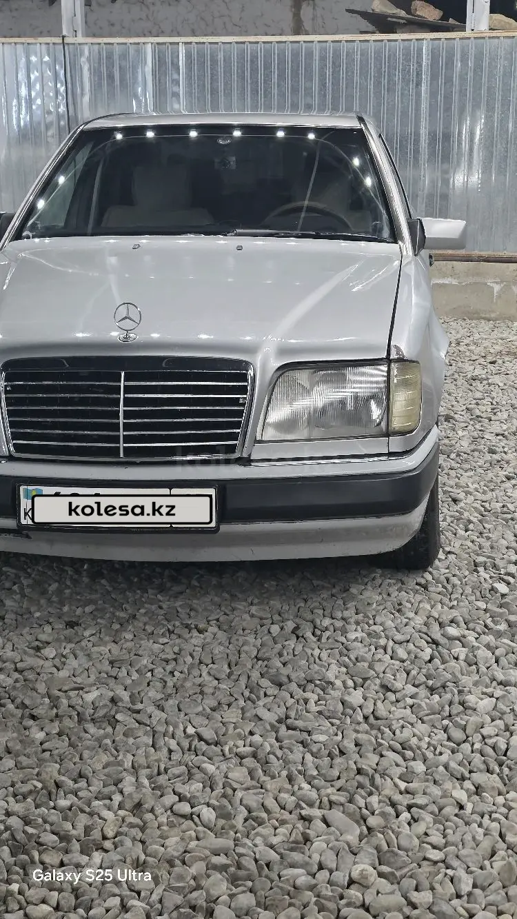 Mercedes-Benz E-Class, 1993