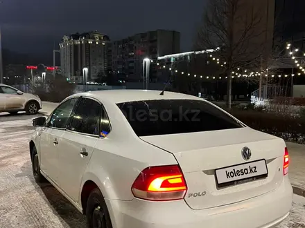 Volkswagen Polo 2013 года за 2 800 000 тг. в Актобе – фото 3