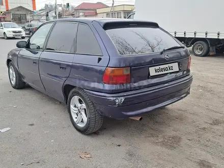 Opel Astra 1995 года за 1 100 000 тг. в Шымкент – фото 2