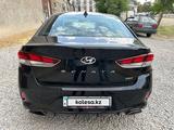 Hyundai Sonata 2017 годаүшін7 800 000 тг. в Шымкент – фото 2