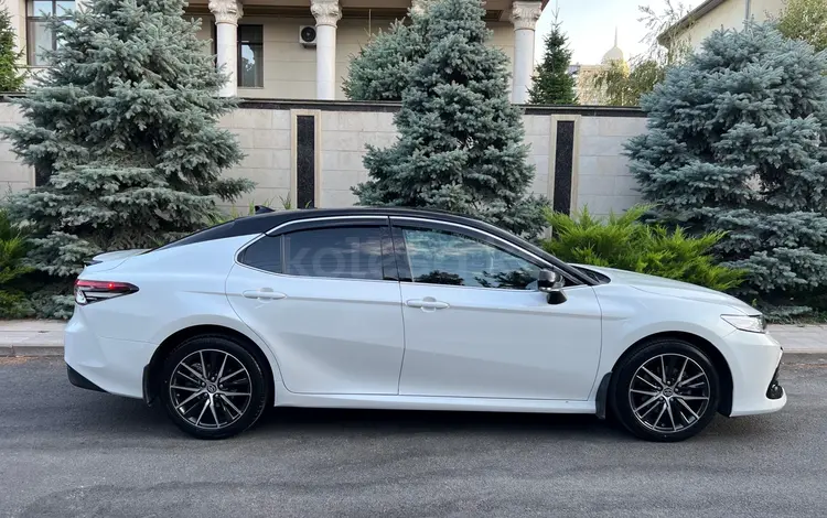 Toyota Camry 2022 года за 15 000 000 тг. в Астана