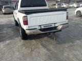 Toyota Hilux 2004 года за 6 500 000 тг. в Усть-Каменогорск – фото 4