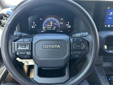 Toyota Land Cruiser Prado 2025 года за 31 800 000 тг. в Алматы – фото 14