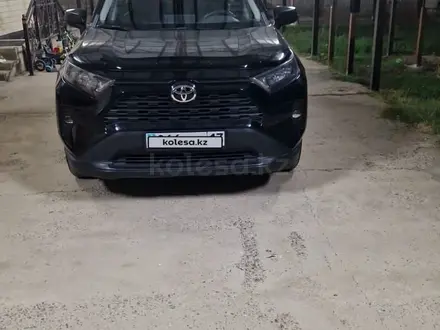 Toyota RAV4 2020 года за 16 000 000 тг. в Шымкент