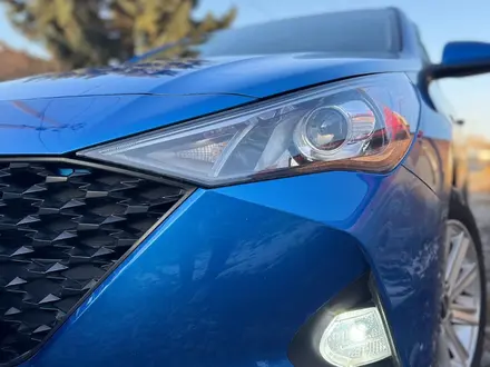 Hyundai Accent 2021 года за 7 400 000 тг. в Усть-Каменогорск – фото 18