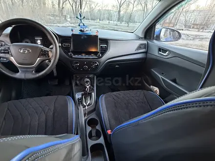 Hyundai Accent 2021 года за 7 400 000 тг. в Усть-Каменогорск – фото 5