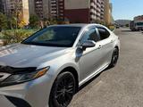 Toyota Camry 2019 года за 11 000 000 тг. в Астана – фото 3