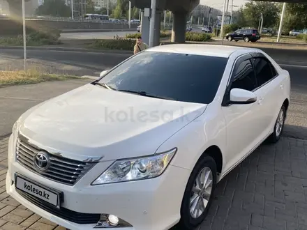 Toyota Camry 2013 года за 10 700 000 тг. в Алматы – фото 2