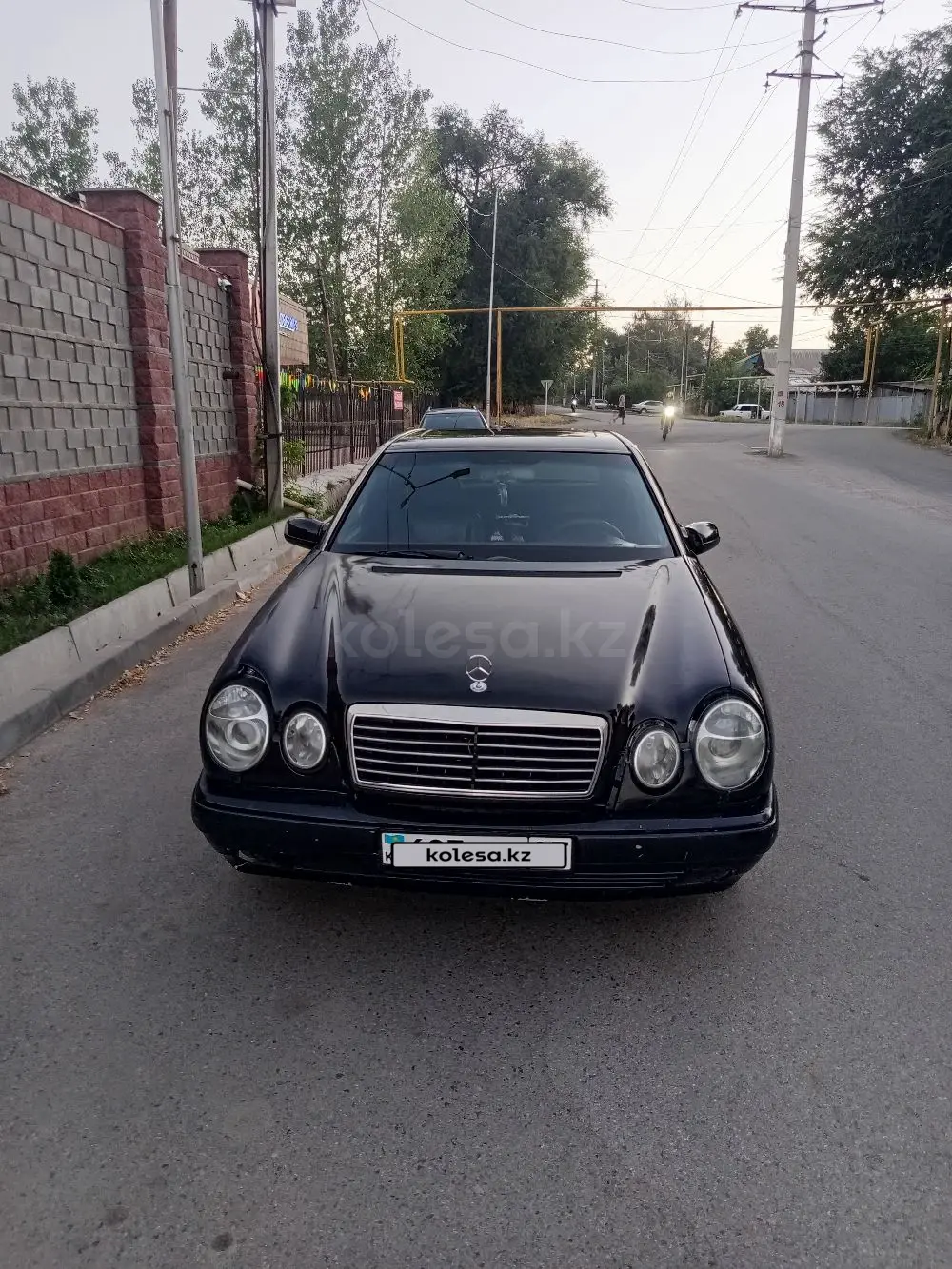 Mercedes-Benz E-Class, 1995