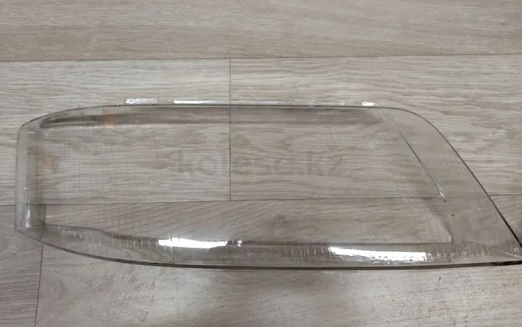 Стекла фары Ауди а6с5 и аллроад за 10 000 тг. в Астана
