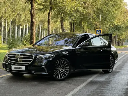 Mercedes-Benz S 580 2021 года за 70 000 000 тг. в Алматы – фото 21