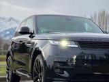Land Rover Range Rover Sport 2023 годаүшін70 000 000 тг. в Алматы – фото 2