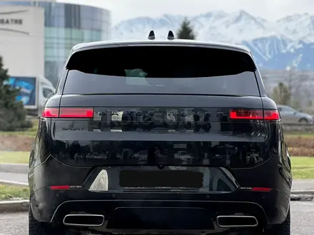 Land Rover Range Rover Sport 2023 года за 70 000 000 тг. в Алматы – фото 6