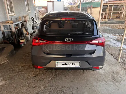 Hyundai i20 2023 года за 7 200 000 тг. в Атырау – фото 3