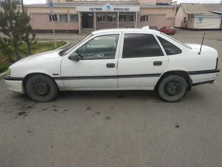 Opel Vectra 1989 года за 750 000 тг. в Уштобе – фото 2