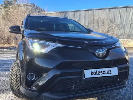 Toyota RAV4 2018 года за 12 000 000 тг. в Актобе – фото 5