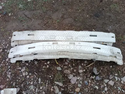 Абсорбер (пенопласт) наполнитель бампера! за 10 000 тг. в Алматы