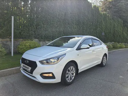 Hyundai Accent 2019 года за 6 200 000 тг. в Алматы – фото 2