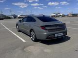 Hyundai Sonata 2022 года за 11 000 000 тг. в Атырау – фото 4