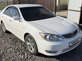 Toyota Camry 2004 года за 5 000 000 тг. в Актобе – фото 3