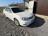 Toyota Camry 2004 года за 5 000 000 тг. в Актобе