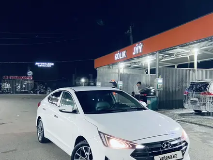 Hyundai Elantra 2019 года за 8 200 000 тг. в Шымкент – фото 5