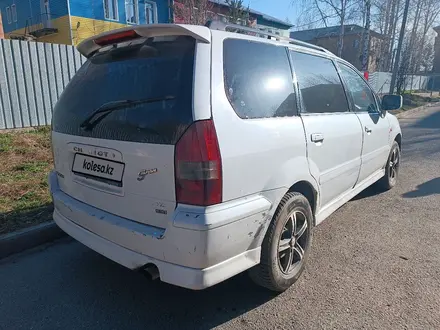 Mitsubishi Chariot 1997 года за 1 550 000 тг. в Усть-Каменогорск – фото 4