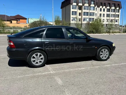 Opel Vectra 1998 года за 1 800 000 тг. в Караганда – фото 13